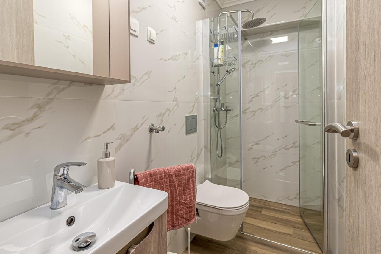 Apartment Flores Stari Pazin Eksteriør bilde